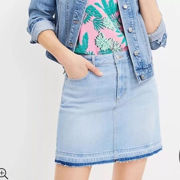 Loft Skirt Womens 4 Light Wash Frayed Hem Denim Knee Length Released Hem A Line - Picture 2 of 10